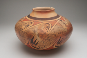 Image of Jar with Migration and Bird Design